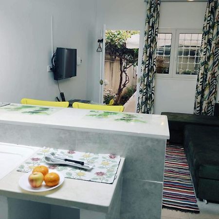 Studio, Cite La Gazelle ,Pas Jafar, Quartier Calme 10 Min De L'Aeroport Pres Du Technopark エクステリア 写真