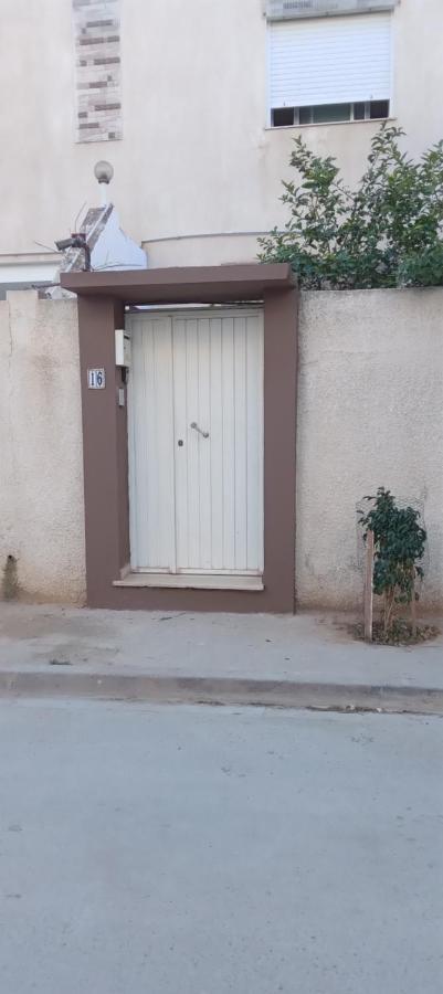 Studio, Cite La Gazelle ,Pas Jafar, Quartier Calme 10 Min De L'Aeroport Pres Du Technopark エクステリア 写真