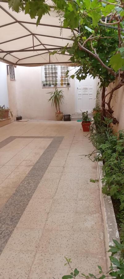 Studio, Cite La Gazelle ,Pas Jafar, Quartier Calme 10 Min De L'Aeroport Pres Du Technopark エクステリア 写真